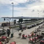 Fantastico Piso En Primera Linea De Playa Lägenhet Gijón